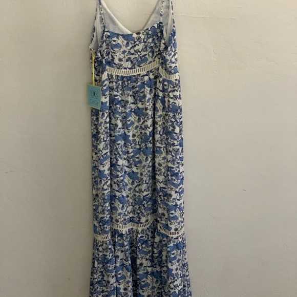 Cece Ivy Forest Maxi Dress - Picture 5 of 5